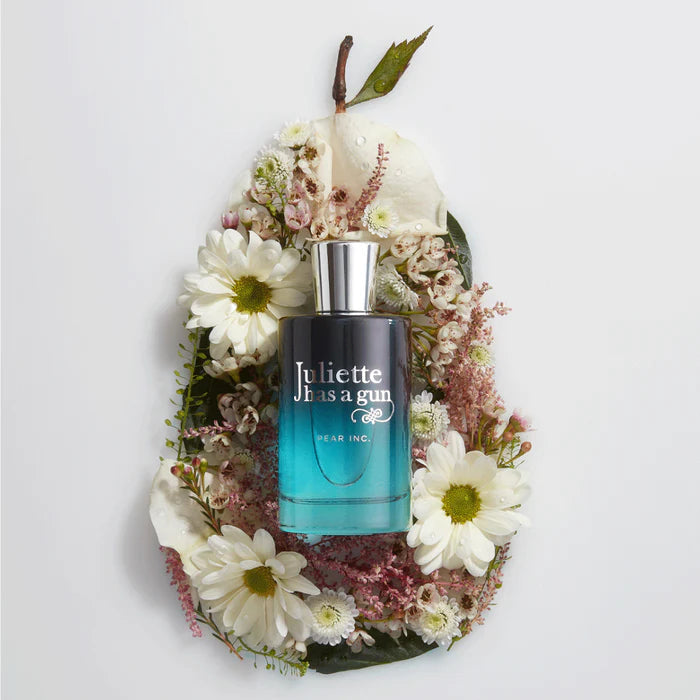 Juliette has a Gun Pear Inc. Eau de Parfum - 50 ml Full Size (Image 7)