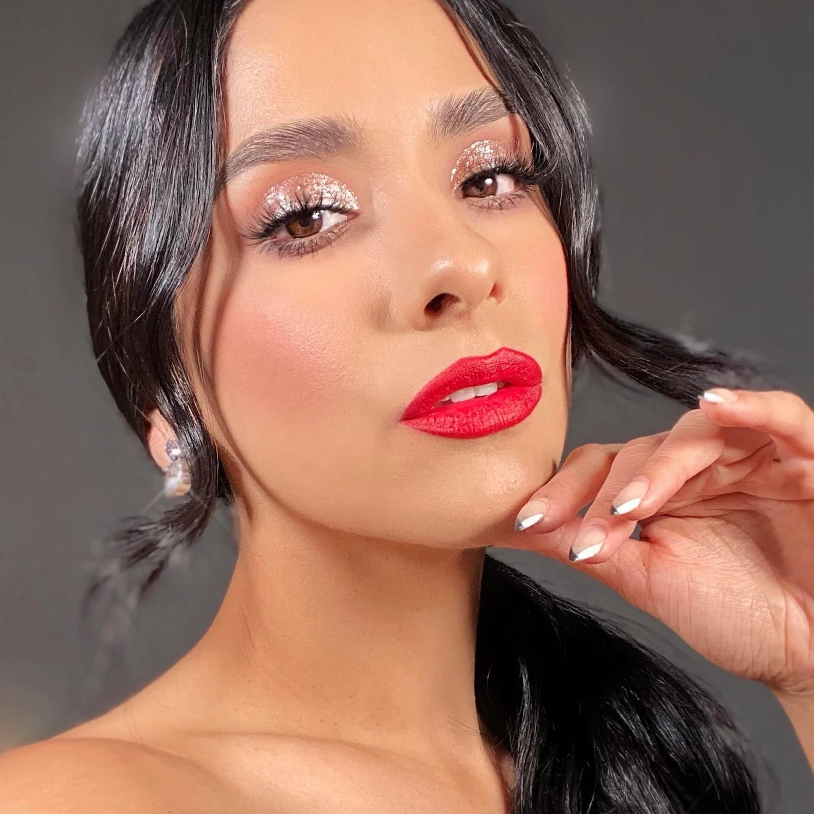 Moira Diamond Daze Liquid Eyeshadow - Eye Contact (Image 5)