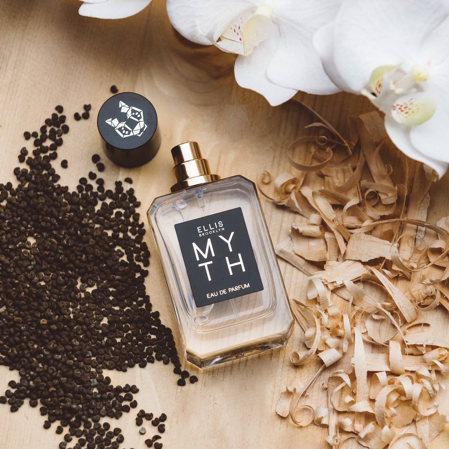 Ellis Brooklyn Myth Eau De Parfum - 10 ml Purse Spray (Image 5)