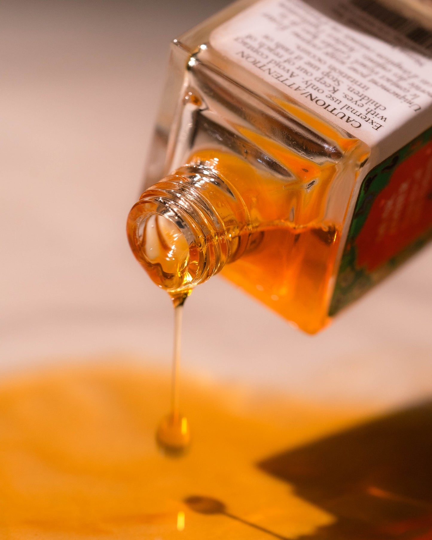 Nemat Musk Amber Perfume Oil - Mini 5ml - 5ml Bottle (Image 9)