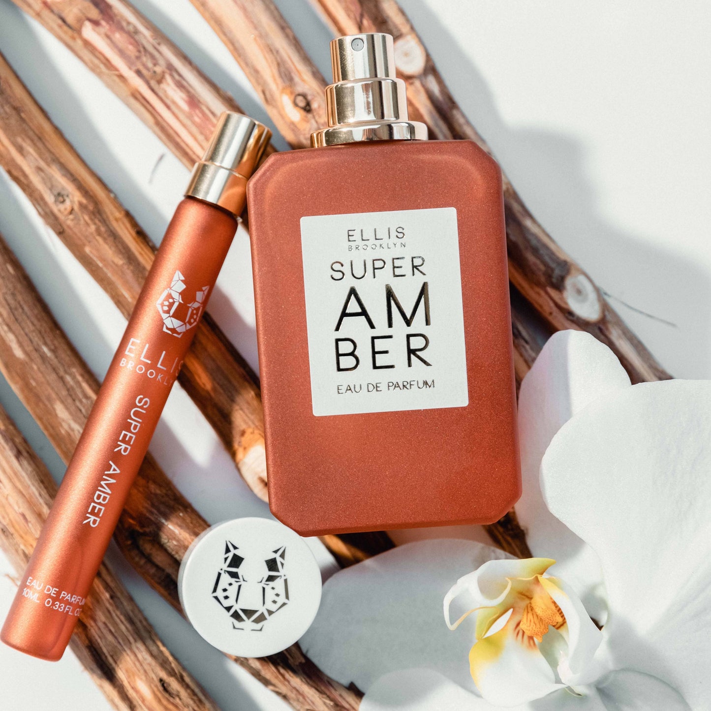 Ellis Brooklyn Super Amber Eau De Parfum - 10ml Purse Spray (Image 3)