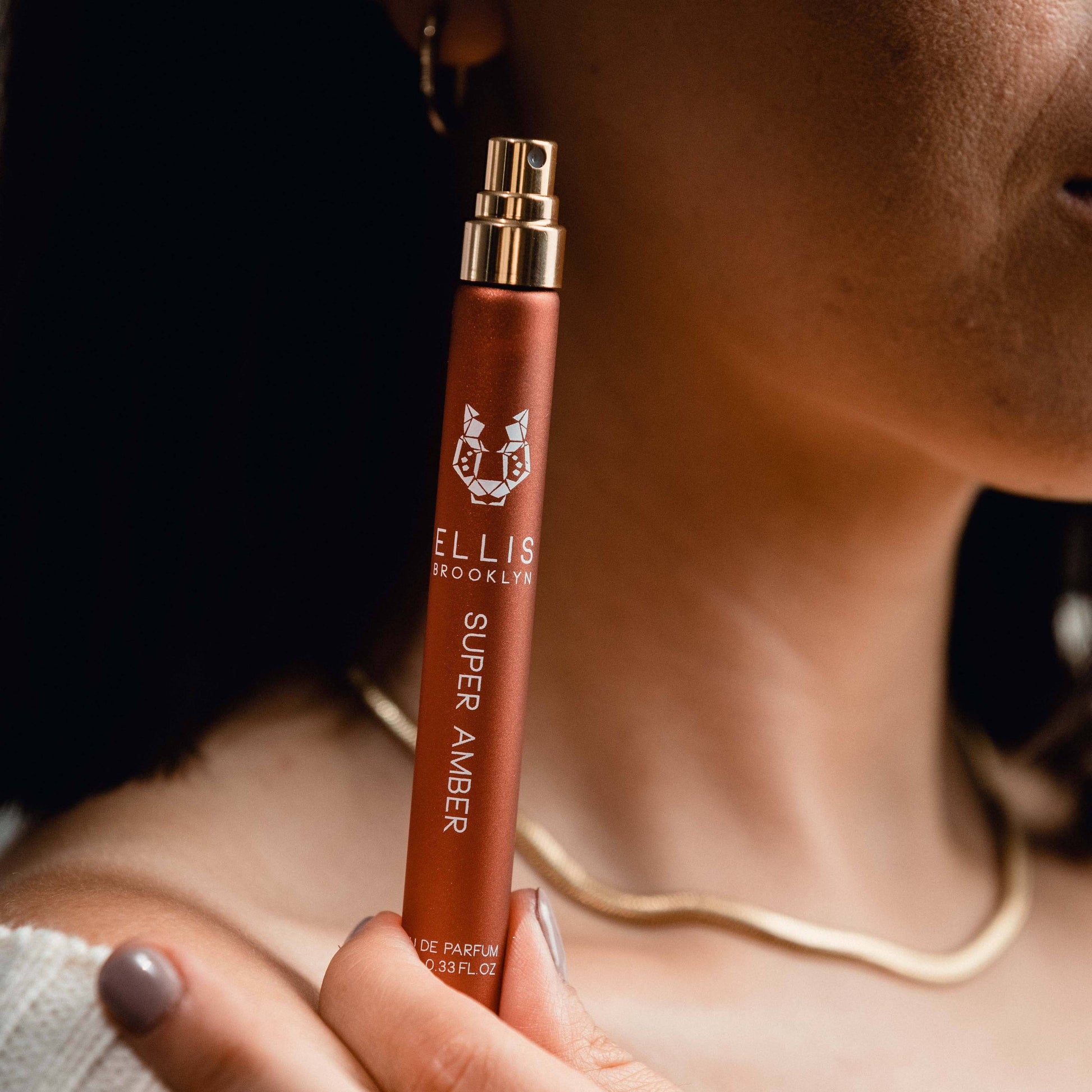 Ellis Brooklyn Super Amber Eau De Parfum - 10ml Purse Spray (Image 2)