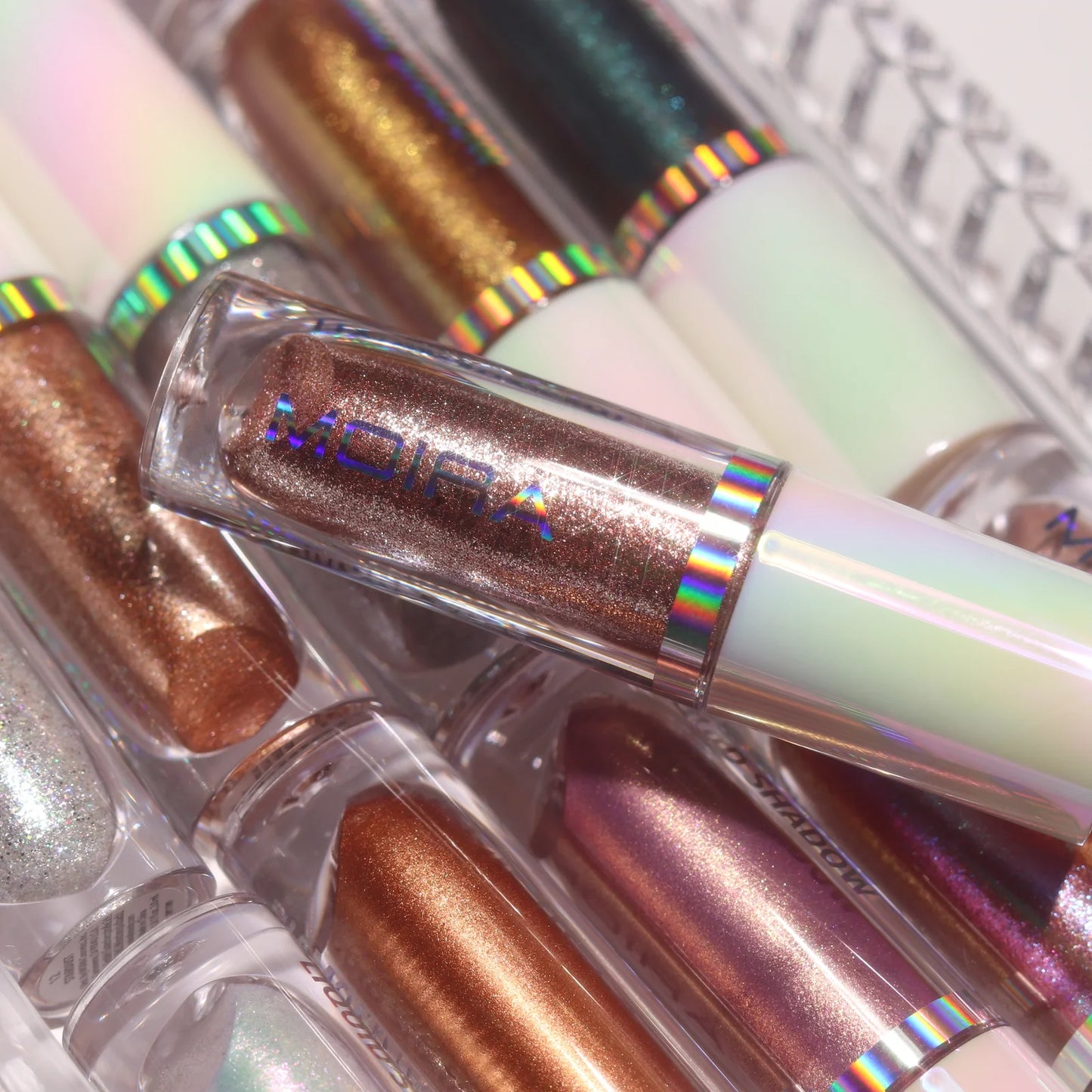 Moira Diamond Daze Liquid Eyeshadow - Eye Contact (Image 7)