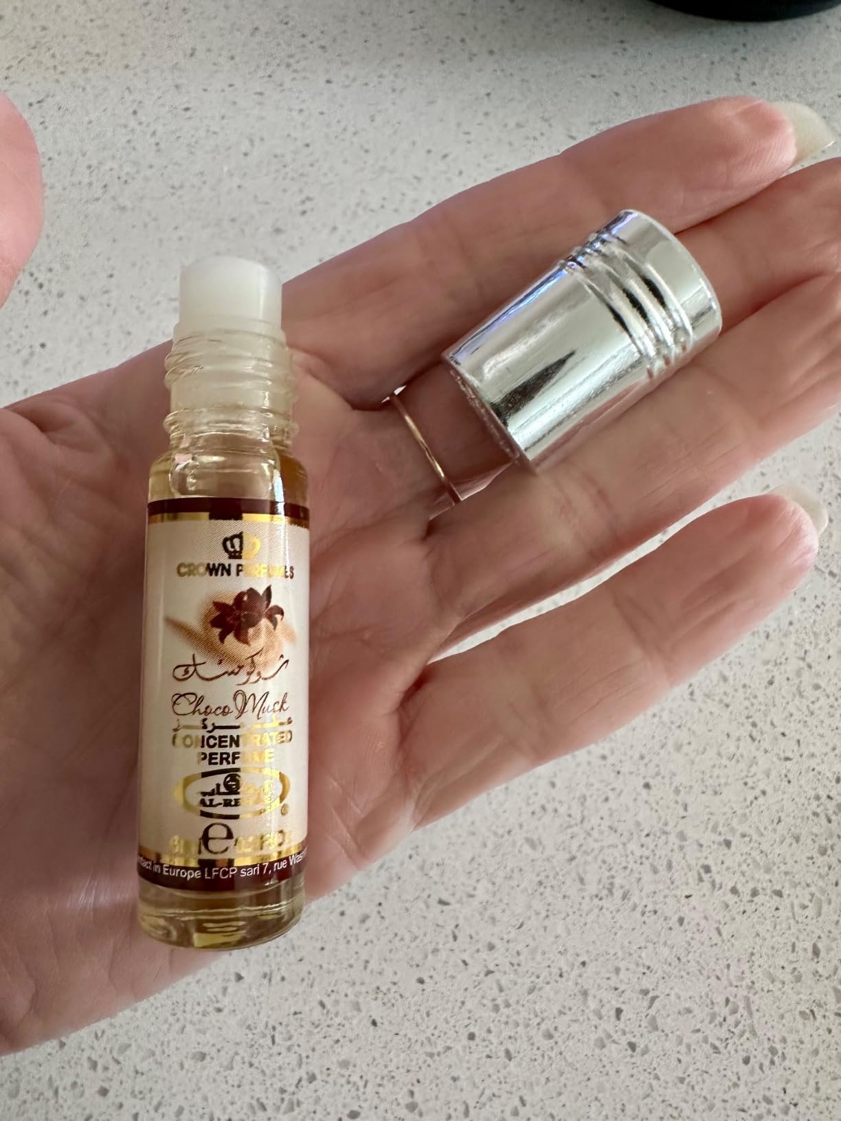 Al Rehab Choco Musk Perfume Oil - 6 ml Rollerball (Image 7)