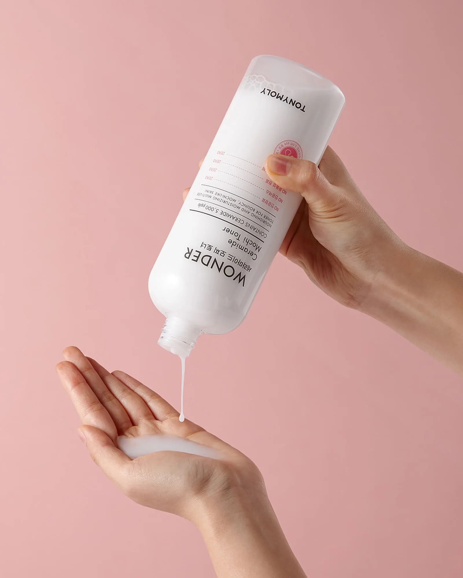 Tonymoly Wonder Ceramide Mochi Toner - 500 ml (Image 4)