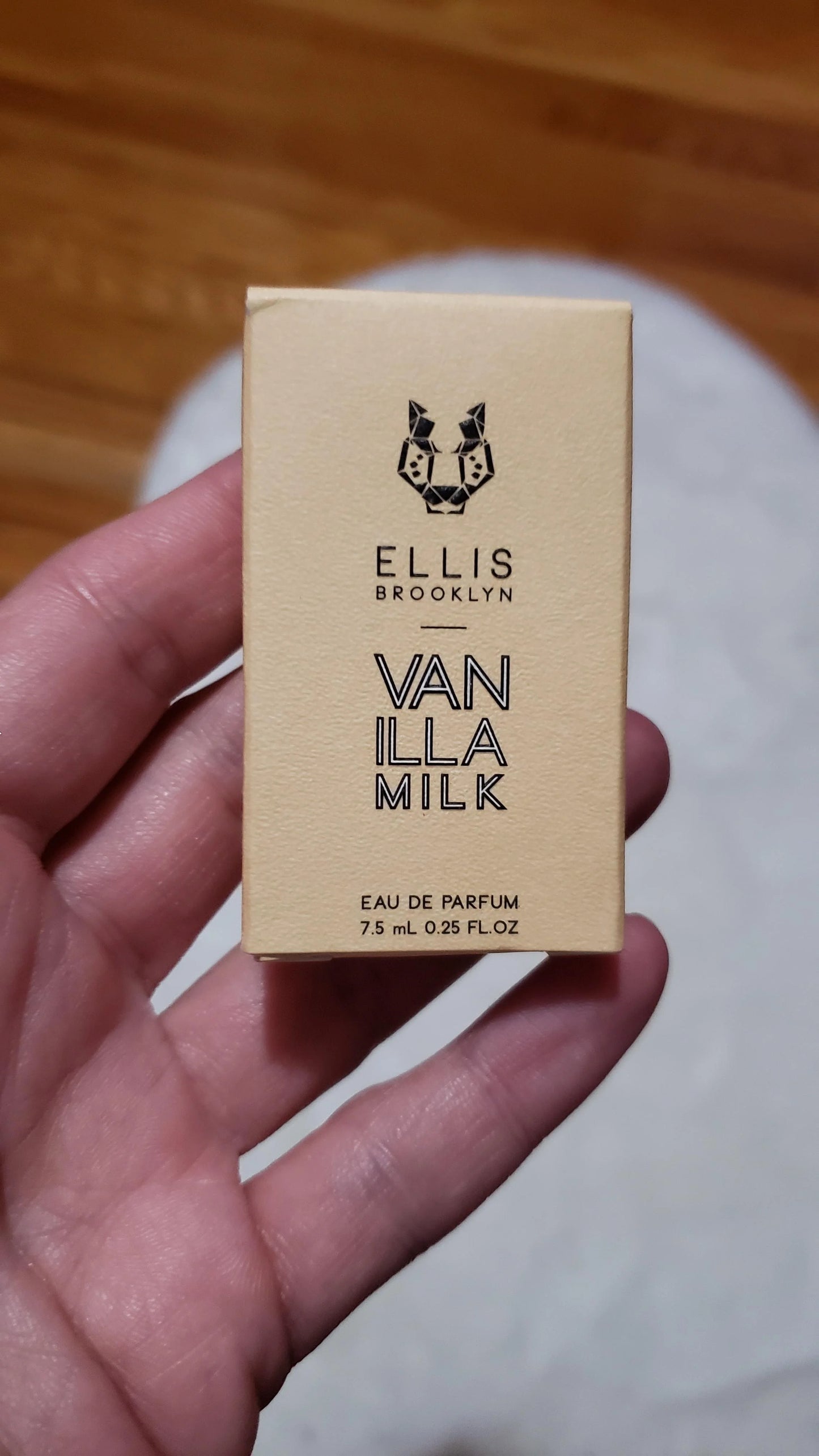 Ellis Brooklyn Vanilla Milk Eau De Parfum - 10ml Purse Spray (Image 15)