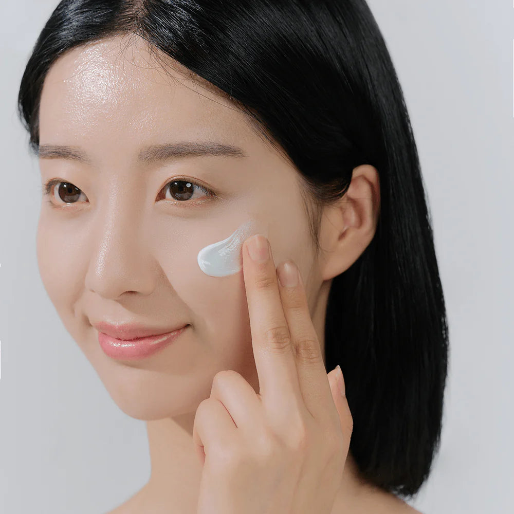 Mini Skin1004 HYALU-CICA Water-Fit Sun Serum SPF 50+ PA++++ | 15ml - Default Title (Image 10)