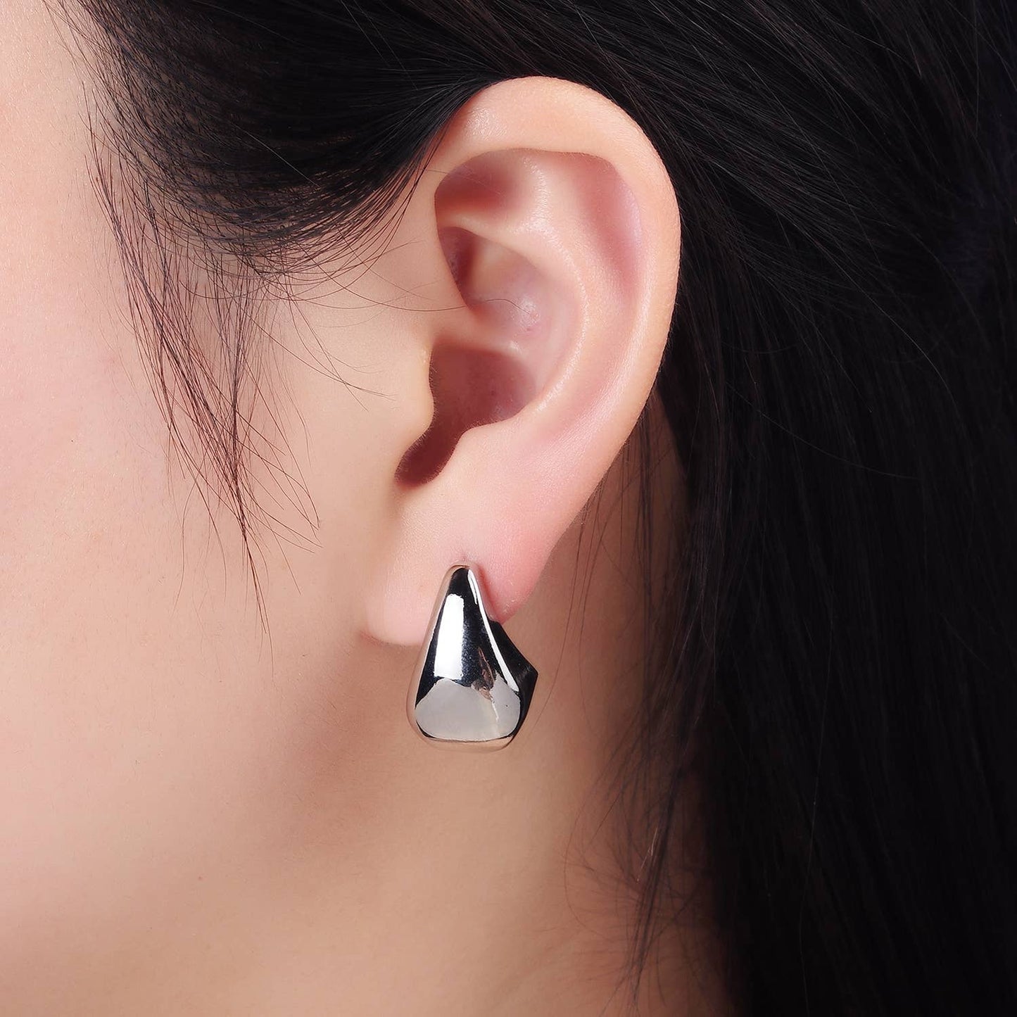 Aim Eternal - 14K Gold Filled Edged Teardrop C-Shaped Hoop Earrings