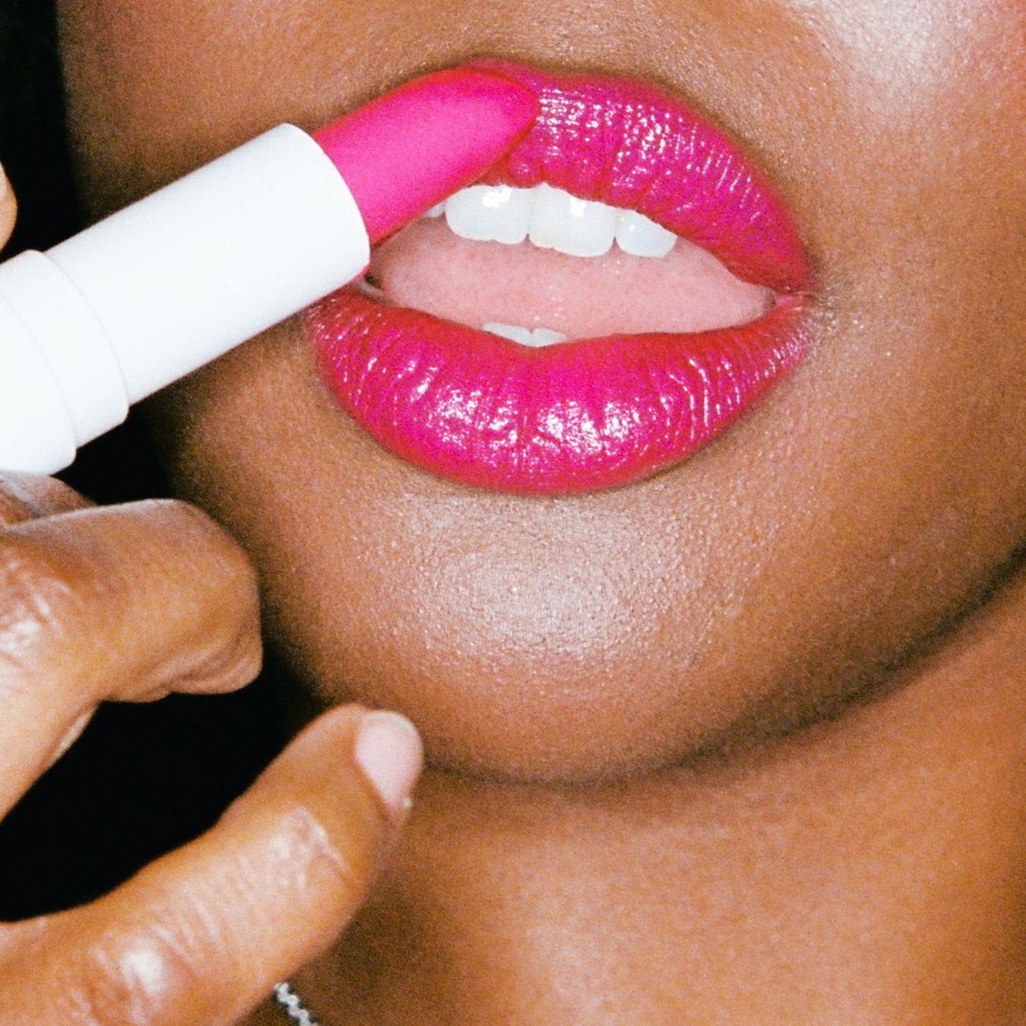 AppleDoll The Kiss Lipstick