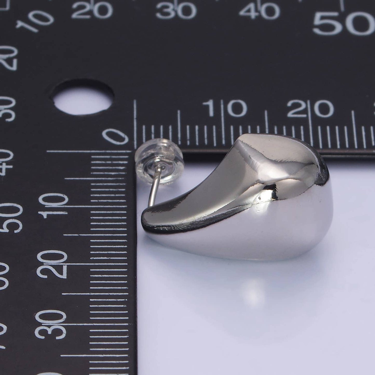 Aim Eternal - 14K Gold Filled Edged Teardrop C-Shaped Hoop Earrings